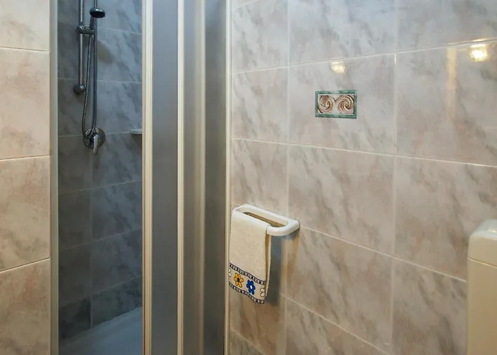 Vakantiehuis Awesome In Di Numana *