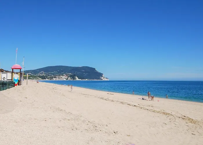 Awesome In Di Numana Vakantiehuis Marcelli